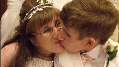 Couple who share rare ageing disorder celebrate transatlantic Valentine's Day